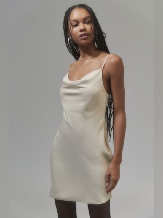 Urban Outfitters Dresses & Skirts - Urban outfitters Mallory cowl neck dress